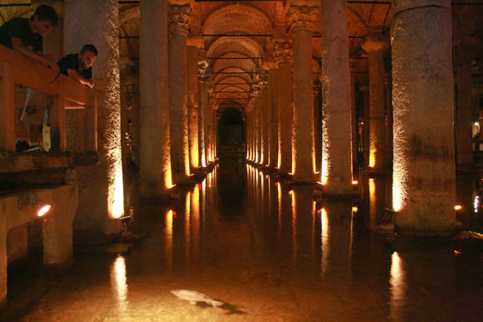 Basilica Cisterne romantisch & mysterieus